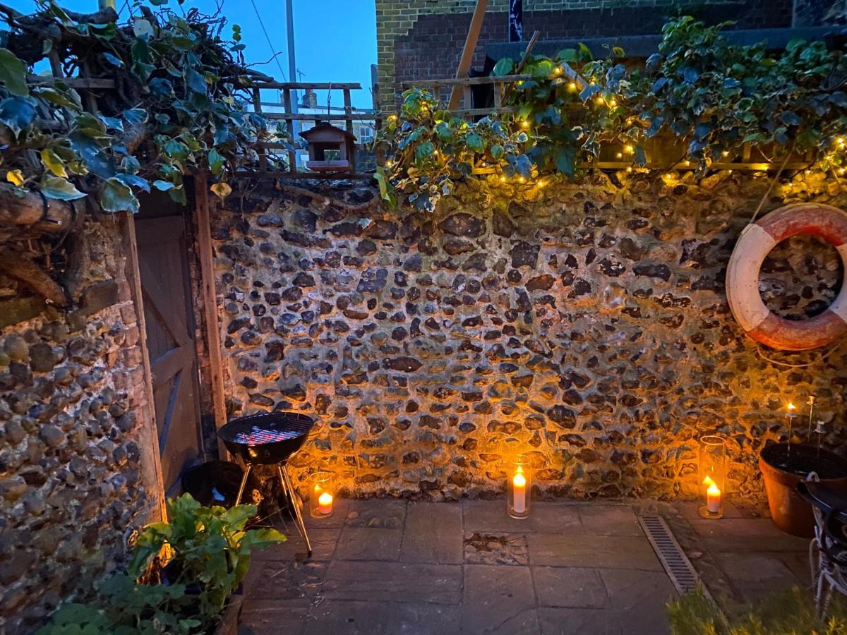 Picturesque Seaside Cottage Next To Viking Bay - Broadstairs Bagian luar foto
