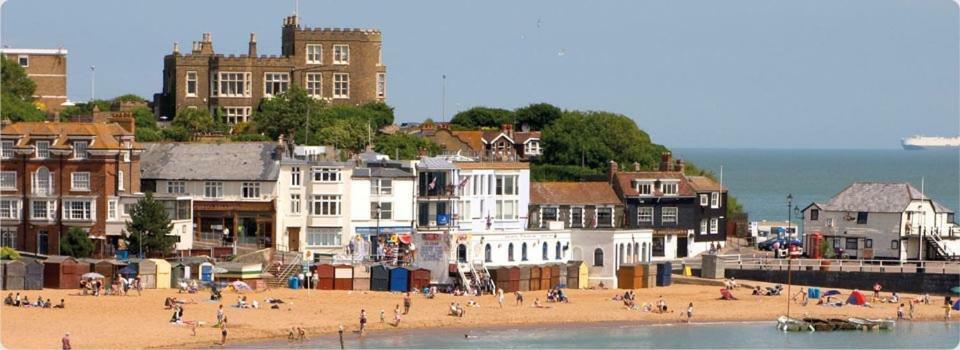 Picturesque Seaside Cottage Next To Viking Bay - Broadstairs Bagian luar foto